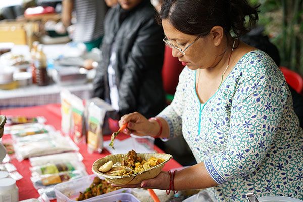 Eat fresh, eat slow, eat local at Le sherpa Restaurant farmer's market