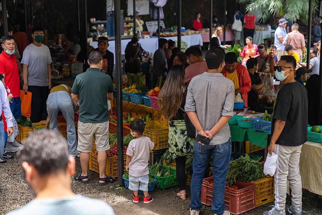 Relax and enjoy at Le Sherpa Restaurant Farmer's market